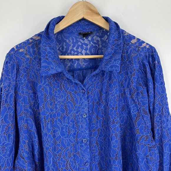 Torrid Top Women Size 4 Blue Floral Lace Button Up Shirt Sheer Blouse Romantic - Picture 2 of 8